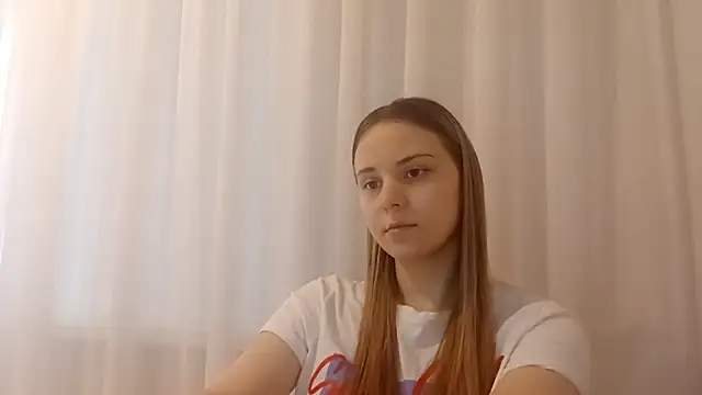 Snapshot of SadyeEntel chatting on April 2026 09:47:01 AM SadyeEntel online show from April 2026 09:47:01 AM