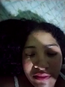 Snapshot of YuliBrayan chatting on May 2026 04:29:02 AM YuliBrayan online show from May 2026 04:29:02 AM