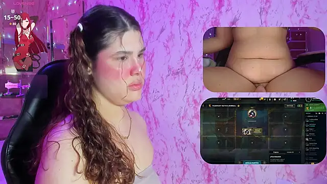 Snapshot of SariBloomy chatting on April 2026 04:51:01 AM SariBloomy online show from April 2026 04:51:01 AM