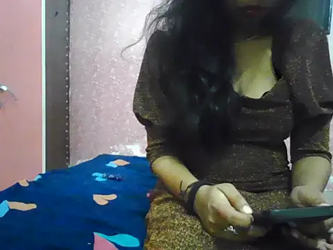 Snapshot of Malikaaa_V chatting on August 2026 07:11:01 AM Malikaaa V online show from August 2026 07:11:01 AM