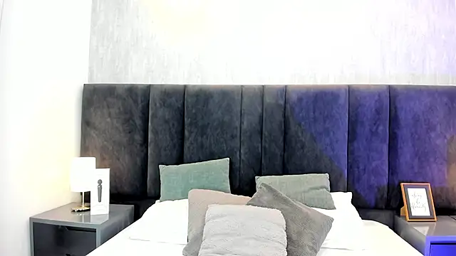Snapshot of miaa_Lind chatting on May 2026 05:03:02 AM miaa Lind online show from May 2026 05:03:02 AM