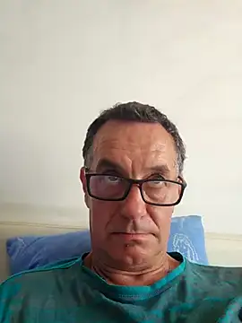 loulouferrari online show from May 2026 12:45:02 PM