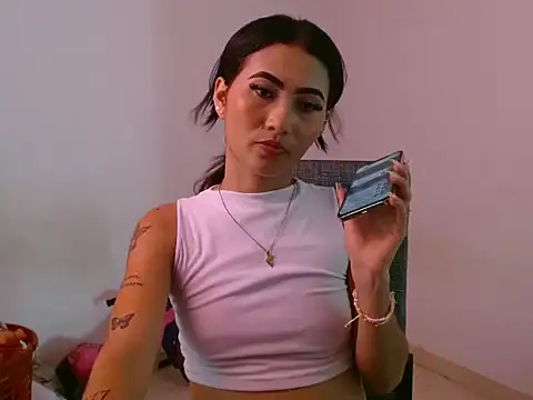 Snapshot of Dulcesexy18 chatting on June 2026 09:34:01 PM Dulcesexy18 online show from June 2026 09:34:01 PM