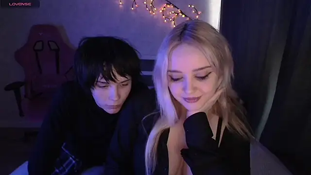 ScallyMilana online show from April 2026 06:47:02 AM