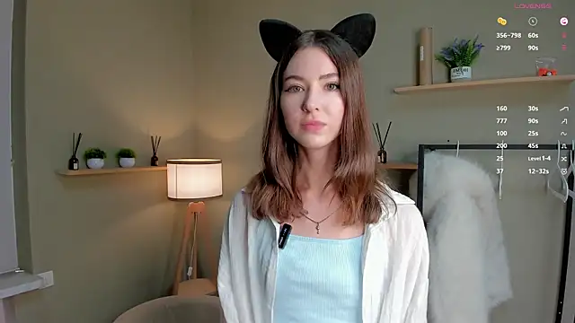 Peaches Peaches online show from May 2026 04:36:02 PM