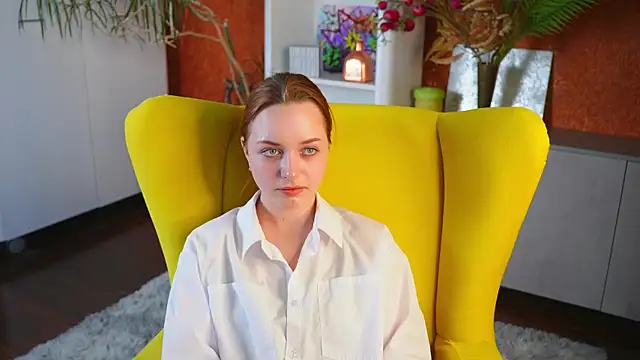 Snapshot of MurielJoo chatting on April 2026 12:44:02 PM MurielJoo online show from April 2026 12:44:02 PM