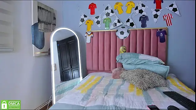 Snapshot of butterflydoll_ chatting on July 2026 06:24:02 PM butterflydoll online show from July 2026 06:24:02 PM