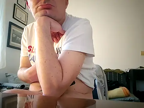 matteopeder online show from April 2026 04:24:01 PM