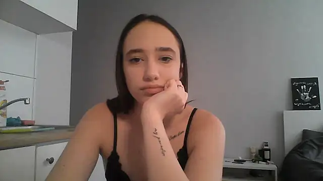 Snapshot of DarkMirel chatting on July 2026 02:10:02 PM DarkMirel online show from July 2026 02:10:02 PM