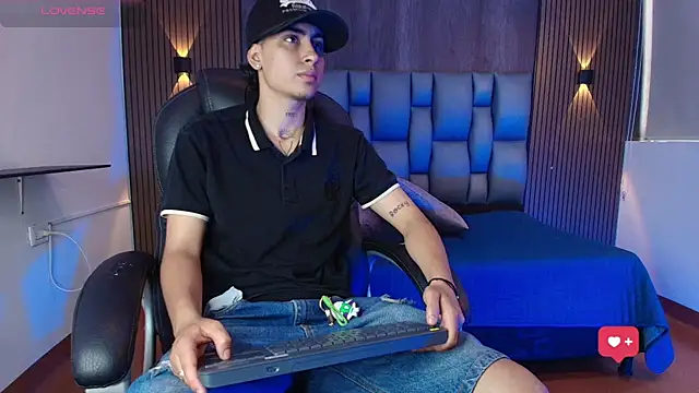 mohamed malik online show from May 2026 02:57:01 PM