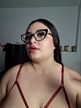 Snapshot of Nicolevega1 chatting on June 2026 03:20:02 AM Nicolevega1 online show from June 2026 03:20:02 AM