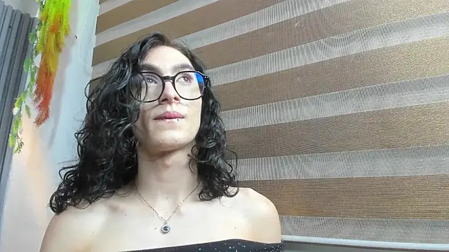 Shammy rosse online show from June 2026 08:20:02 PM