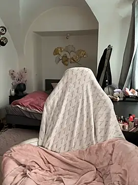 barbiplaymate online show from July 2026 12:11:01 PM