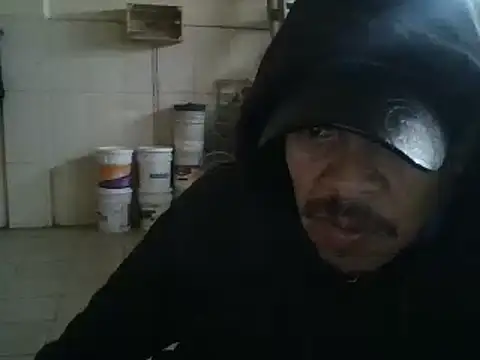 Snapshot of Oskr2024XXX chatting on January 2025 10:52:01 PM Oskr2024XXX online show from January 2025 10:52:01 PM