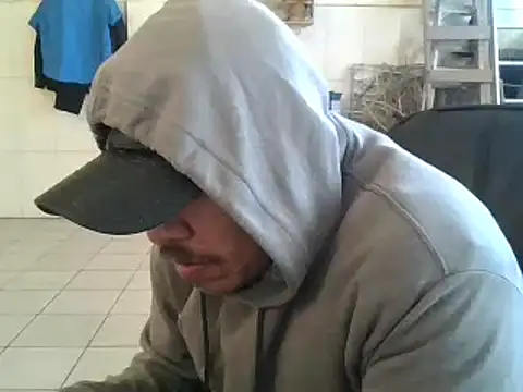 Snapshot of Oskr2024XXX chatting on January 2025 03:26:02 PM Oskr2024XXX online show from January 2025 03:26:02 PM