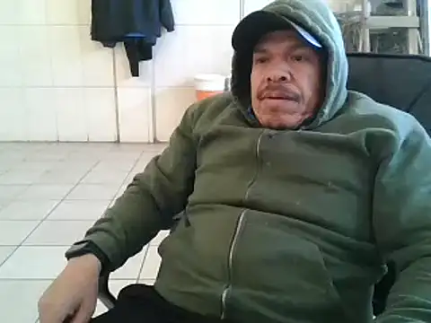 Snapshot of Oskr2024XXX chatting on February 2025 06:33:01 PM Oskr2024XXX online show from February 2025 06:33:01 PM