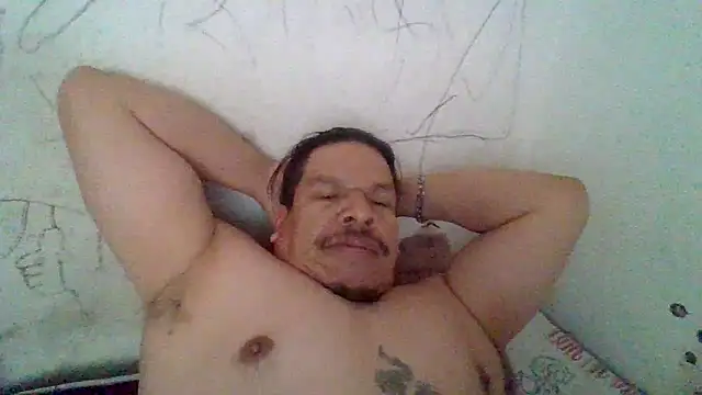 Snapshot of Oskr2024XXX chatting on November 2025 07:25:01 PM Oskr2024XXX online show from November 2025 07:25:01 PM