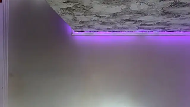 Snapshot of FlufyRabbit chatting on April 2026 09:59:01 AM FlufyRabbit online show from April 2026 09:59:01 AM