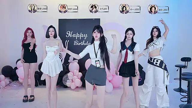 Snapshot of TY-002 chatting on June 2026 11:14:01 AM TY-002 online show from June 2026 11:14:01 AM
