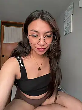 Snapshot of CocoaGigiMuse chatting on June 2026 08:13:01 PM CocoaGigiMuse online show from June 2026 08:13:01 PM