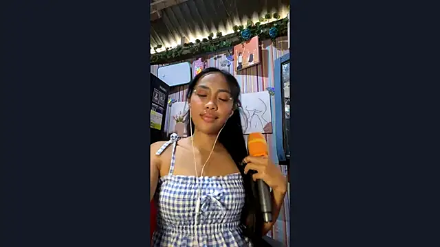 DagnySzeto online show from April 2026 05:10:01 AM