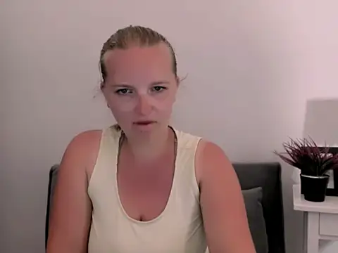 RoseTeacherX online show from July 2026 05:18:02 PM