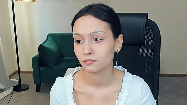 YunEiler online show from April 2026 10:33:01 AM