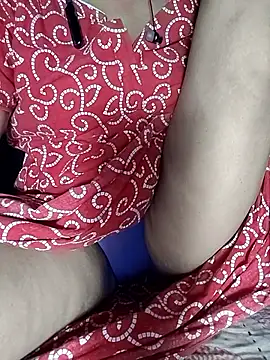 Boudisex69 online show from April 2026 05:28:01 PM