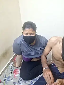 alina-cuopal online show from April 2026 06:16:02 PM