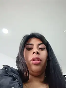 Snapshot of SOFIA-11_ chatting on May 2026 05:19:02 PM SOFIA-11 online show from May 2026 05:19:02 PM