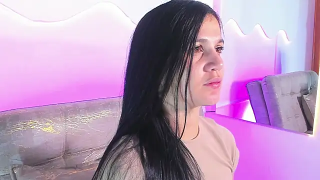 Snapshot of MiaMalcova__ chatting on April 2026 08:53:02 PM MiaMalcova online show from April 2026 08:53:02 PM