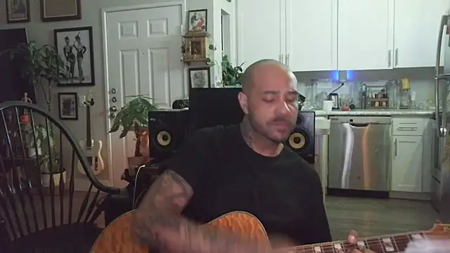 bbcdelux online show from April 2026 08:02:02 AM