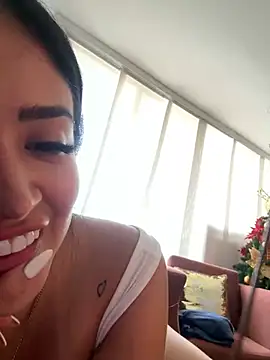 Snapshot of Sara_fun chatting on December 2024 07:07:02 PM Sara fun online show from December 2024 07:07:02 PM