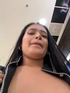 Snapshot of Sara_fun chatting on January 2025 07:34:01 PM Sara fun online show from January 2025 07:34:01 PM