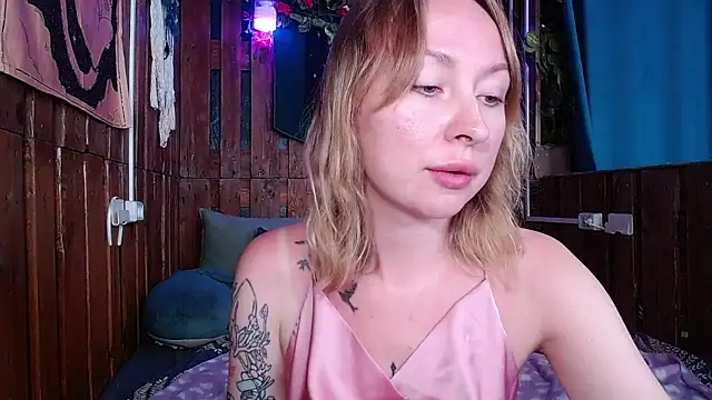 Snapshot of Mimi-Deep chatting on July 2026 07:46:01 AM Mimi-Deep online show from July 2026 07:46:01 AM