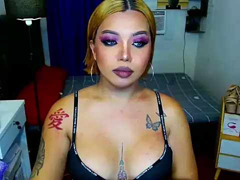 Snapshot of LovelyVictoriaTs chatting on April 2026 07:58:02 PM LovelyVictoriaTs online show from April 2026 07:58:02 PM