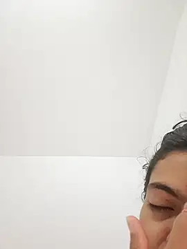 nikybroos online show from April 2026 02:18:02 PM