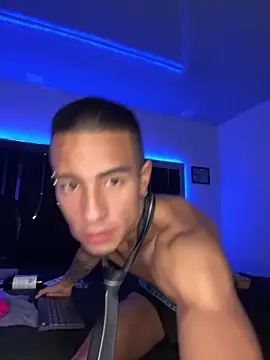 willclayy online show from April 2026 12:20:01 PM