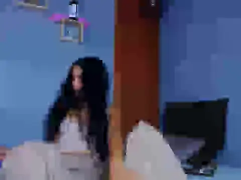 noraima  online show from April 2026 09:48:01 PM