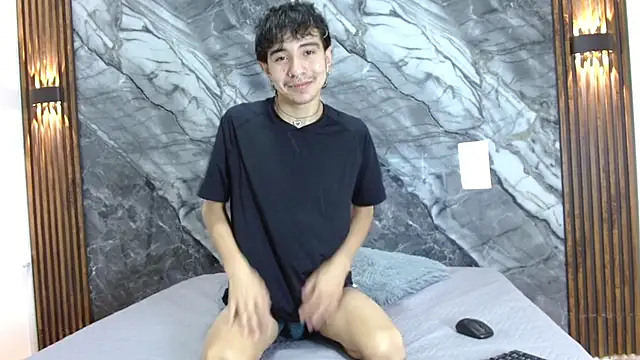 NoahWalker   online show from April 2026 02:14:01 AM