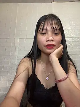 -Lucie-e online show from April 2026 07:55:01 AM