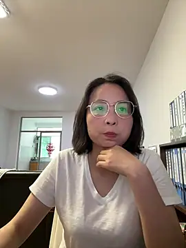 lisha521 online show from June 2026 12:45:01 AM