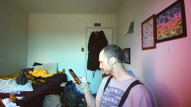 JohnnyMoves online show from June 2026 06:01:02 PM