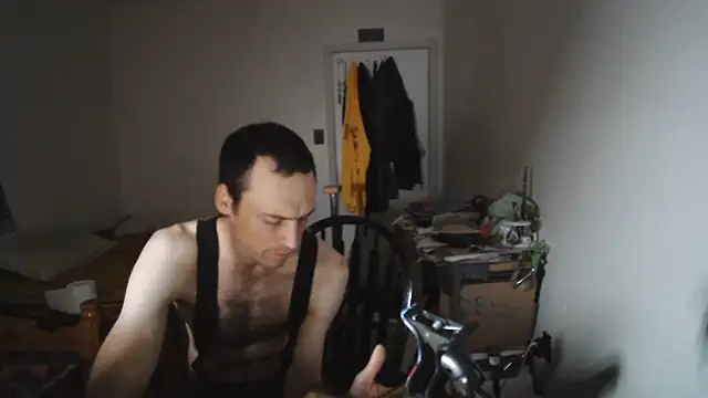 JohnnyMoves online show from August 2026 02:46:01 AM