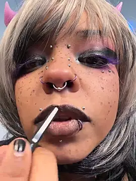 nerdyhotgoth online show from May 2026 04:45:02 PM