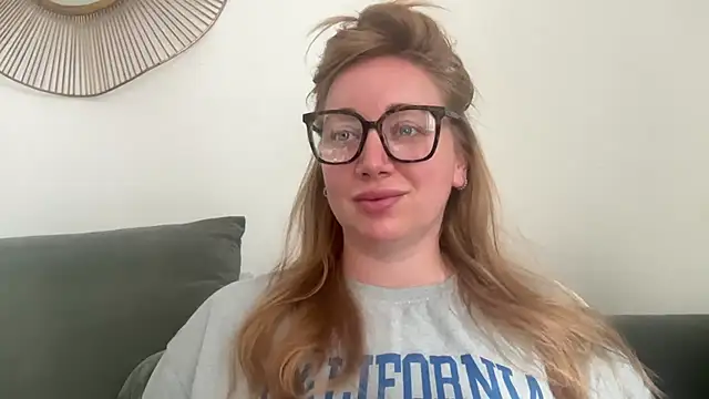 arielsweetieee online show from June 2026 08:53:01 AM