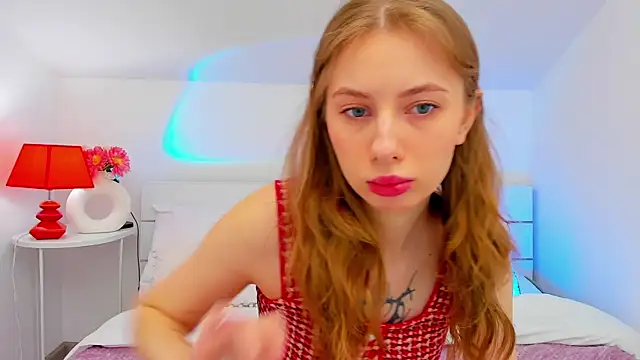 EricaLow online show from May 2026 05:27:02 AM