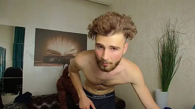 KyloEast online show from June 2026 08:57:01 AM