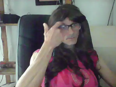 Snapshot of doll-cd chatting on May 2026 05:09:01 PM doll-cd online show from May 2026 05:09:01 PM