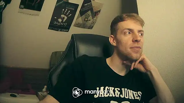 Milkyman7 online show from December 2024 08:39:01 PM